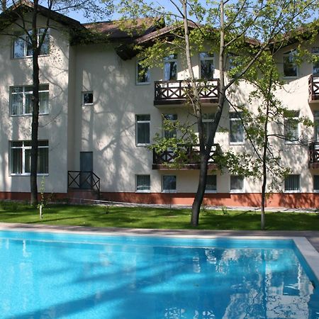 Viktoria Park Hotel Bucha Exterior foto