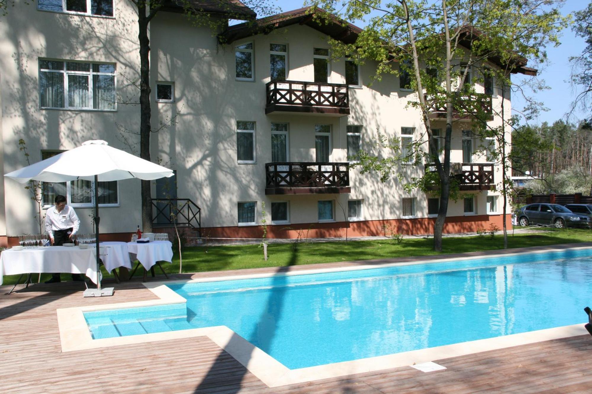 Viktoria Park Hotel Bucha Exterior foto